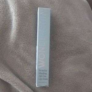 Wonder Blading All-Day Lip Stain - Lovely